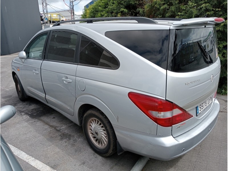 ssangyong rodius del año 2005
