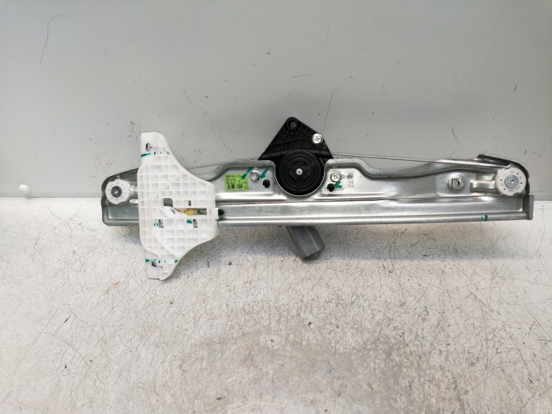 Recambio de elevalunas trasero derecho para mg rover mg zs 1.5 vti referencia OEM IAM 10233938 20230202 