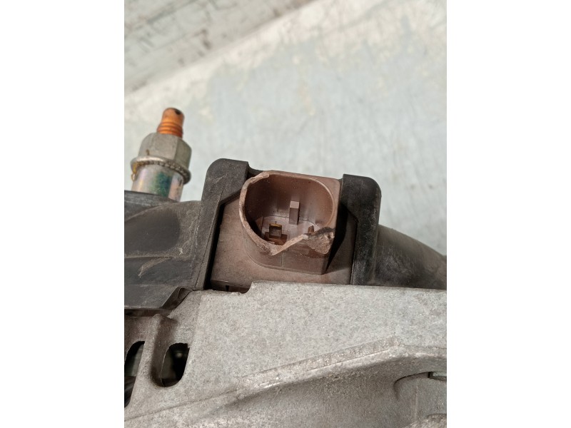 Recambio de alternador para jeep compass ii 1.4 m-air cat referencia OEM IAM P56029784AA  
