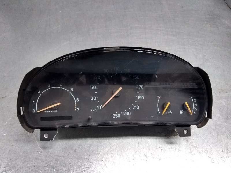 Recambio de cuadro instrumentos para saab 900 coupé 2.0 cat referencia OEM IAM 4619482 69795370T KILOINJ