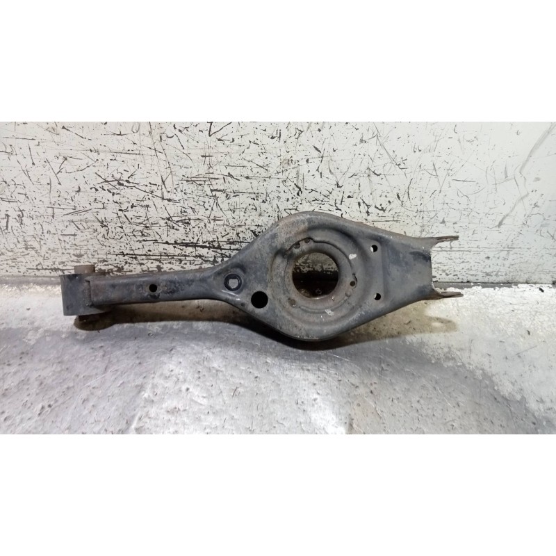 Recambio de brazo suspension inferior trasero izquierdo para kia sportage drive 4x2 referencia OEM IAM   