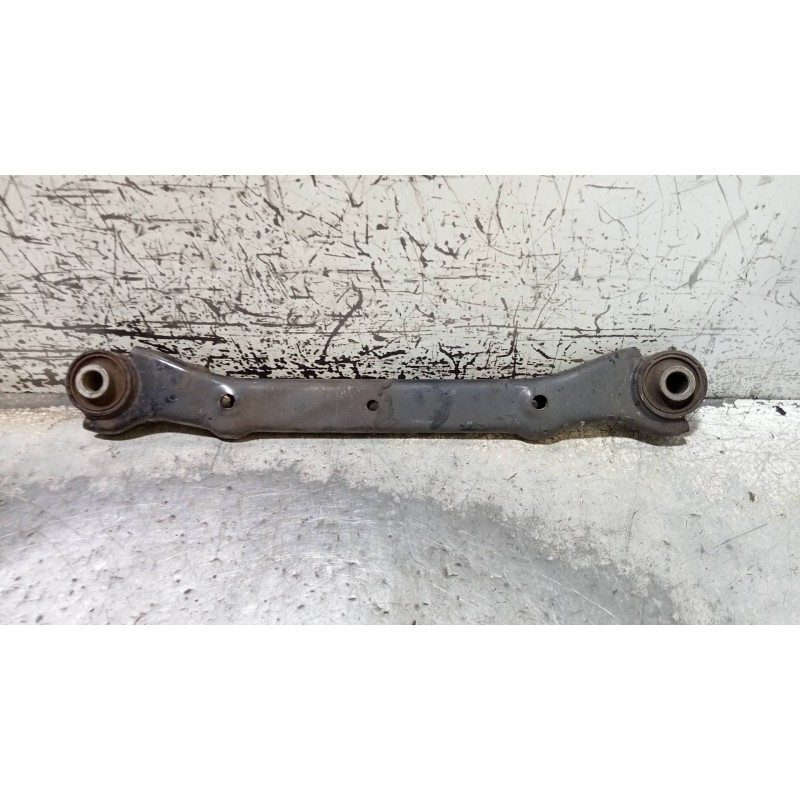 Recambio de brazo suspension superior trasero izquierdo para kia sportage drive 4x2 referencia OEM IAM   