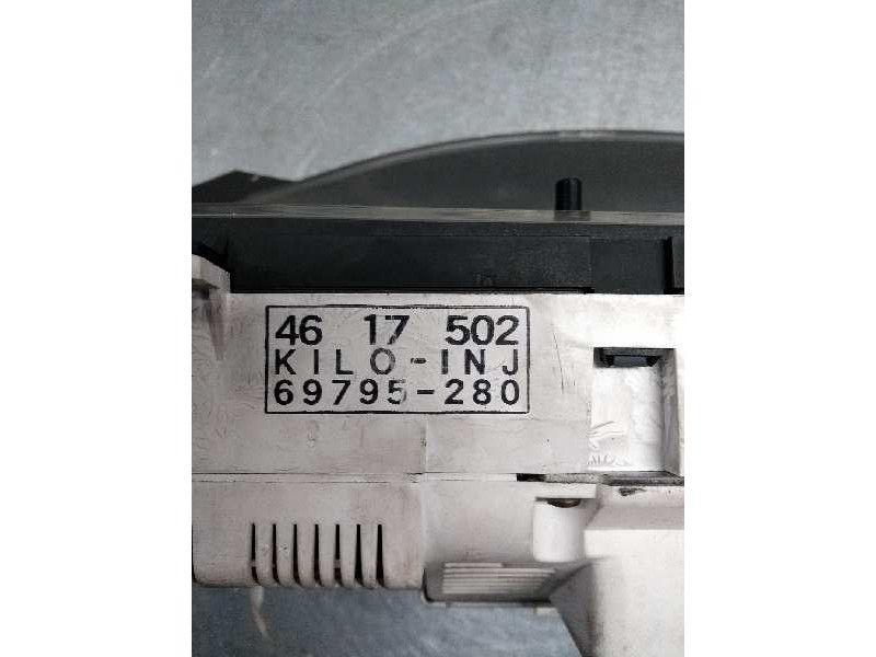 Recambio de cuadro instrumentos para saab 900 berlina 2.0 cat referencia OEM IAM 4617502 69795280 KILOINJ