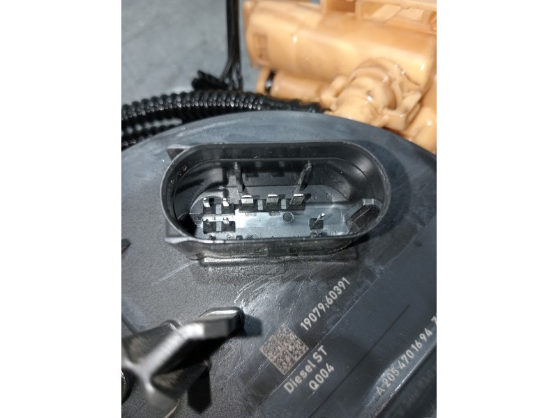 Recambio de bomba combustible para mercedes clase glc (w253) glc 220 d 4matic referencia OEM IAM A2054701694 ZSG006 