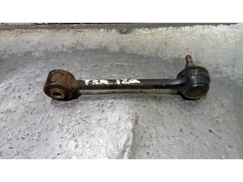 Recambio de brazo suspension superior trasero izquierdo para kia sportage drive 4x2 referencia OEM IAM   