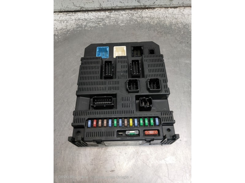 Recambio de caja reles / fusibles para citroen c4 coupe collection referencia OEM IAM 9659285680 BSI2004P0900 