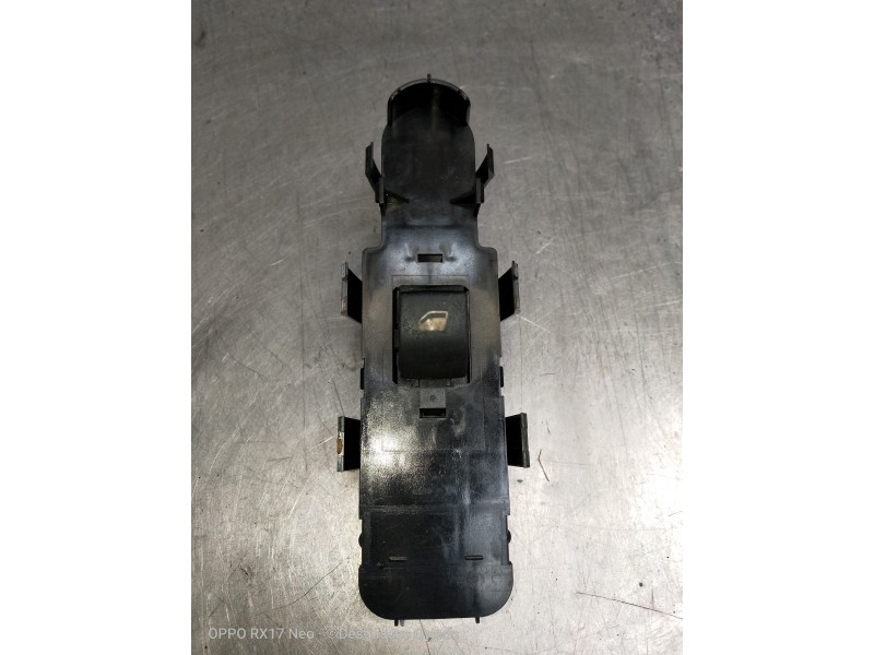 Recambio de mando elevalunas delantero derecho para citroen c4 coupe collection referencia OEM IAM 9651466677  3P