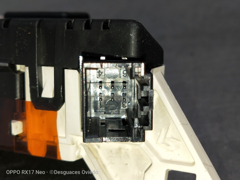 Recambio de pantalla multifuncion para citroen c4 coupe collection referencia OEM IAM 9662225980 102601003 