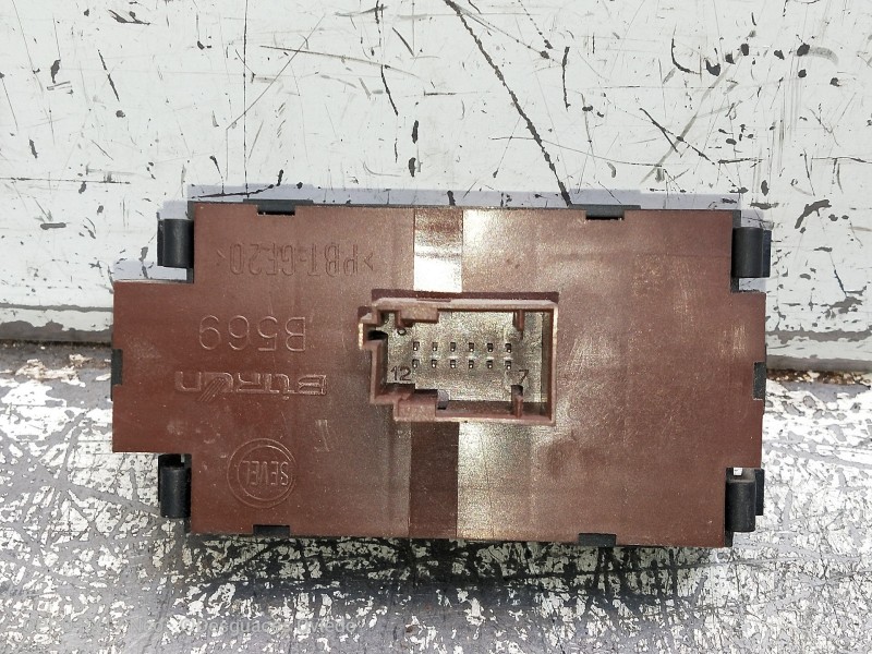 Recambio de mando luces para iveco daily caja cerrada (2006 =>) caja cerrada 29l... batalla 3000 referencia OEM IAM PBTGF20 REGU