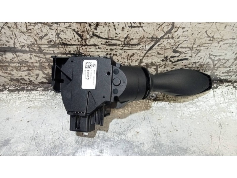Recambio de mando luces para ford fiesta (ccn) 1.25 16v cat referencia OEM IAM 8A6T13335AD  