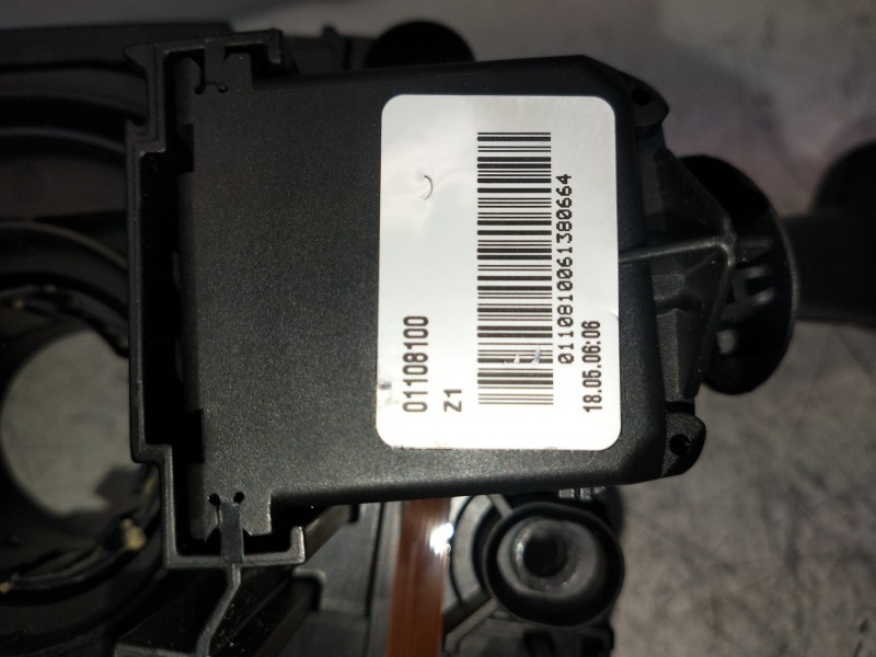 Recambio de mando luces para bmw serie 1 berlina (e81/e87) 116i referencia OEM IAM 698956604 0141833506 