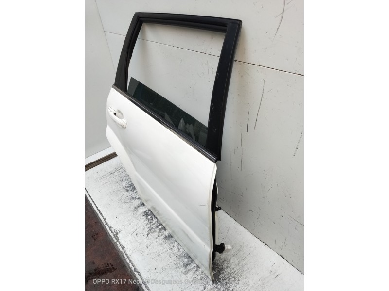 Recambio de puerta trasera derecha para ssangyong rexton w limited 4wd referencia OEM IAM   5P