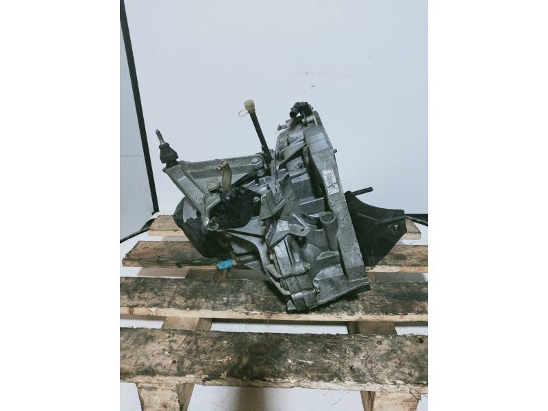 Recambio de caja cambios para renault scenic ii confort dynamique referencia OEM IAM JR5103 C007629 