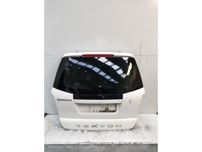 Recambio de porton trasero para ssangyong rexton w limited 4wd referencia OEM IAM   