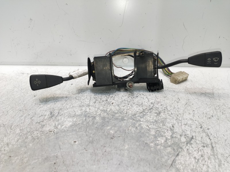 Recambio de mando luces para bmw serie 3 berlina (e36) 1.8 cat (m43) referencia OEM IAM 32311159147  