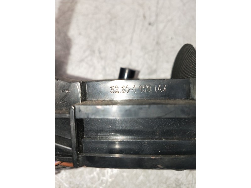 Recambio de mando luces para bmw serie 3 berlina (e36) 320i referencia OEM IAM 32311159147  