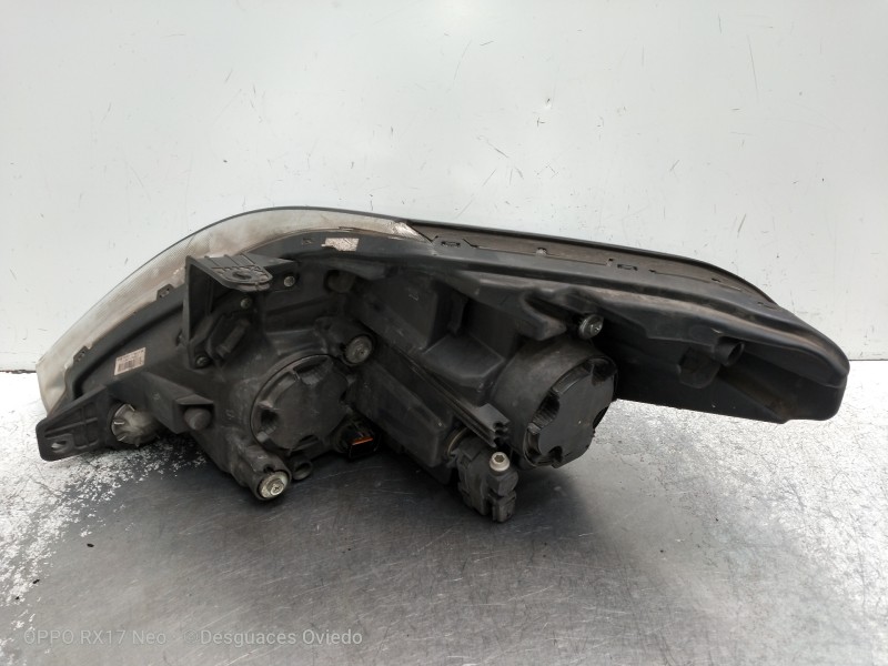 Recambio de faro derecho para ssangyong rexton w limited 4wd referencia OEM IAM IF30012261  