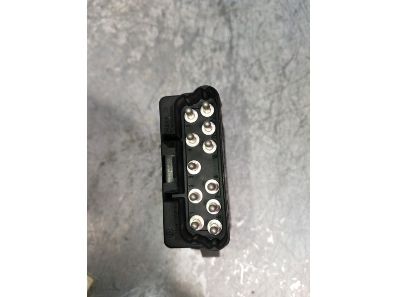 Recambio de mando luces para bmw serie 7 (e32) 5.0 v12 cat referencia OEM IAM   