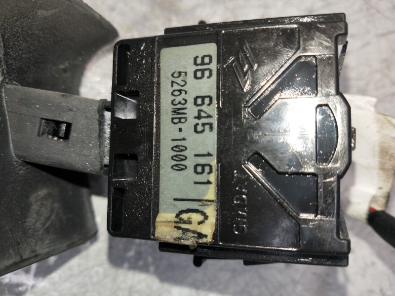 Recambio de mando luces para chevrolet epica 2.0 diesel cat referencia OEM IAM 96645161 5263MB1000 