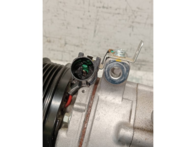 Recambio de compresor aire acondicionado para mg rover mg zs 1.5 vti referencia OEM IAM 10780655  