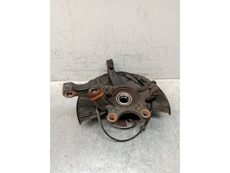 Recambio de mangueta delantera derecha para mg rover mg zs 1.5 vti referencia OEM IAM   