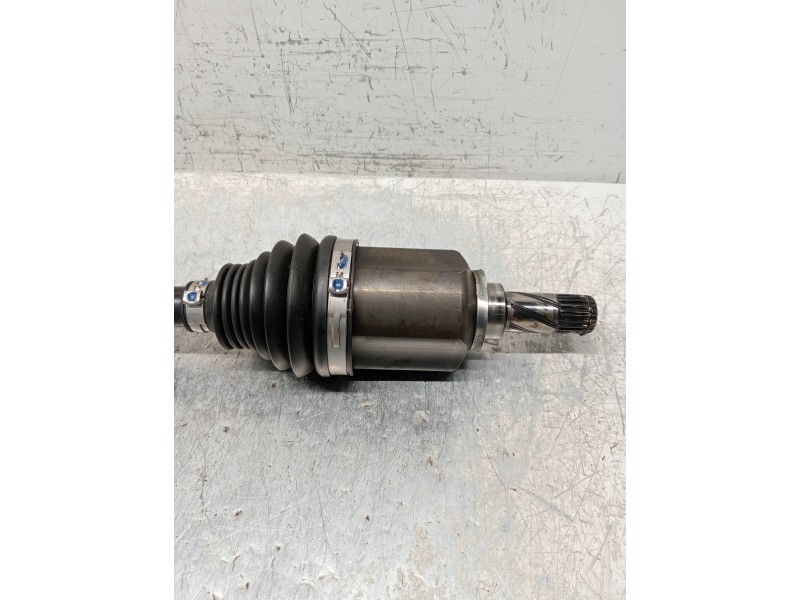 Recambio de transmision delantera derecha para mg rover mg zs 1.5 vti referencia OEM IAM 10233397  