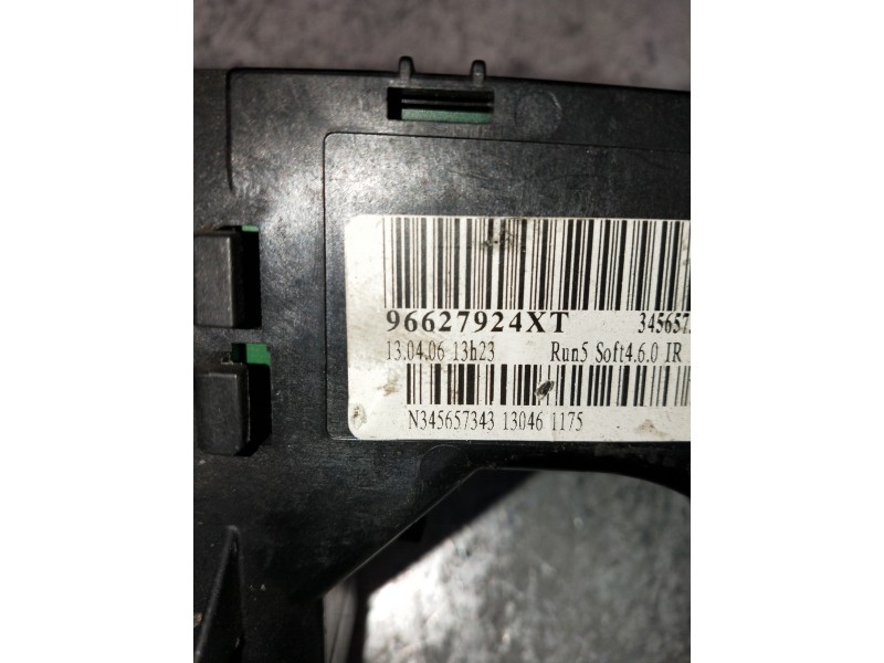 Recambio de mando luces para citroen c4 berlina lx referencia OEM IAM 96627924XT  