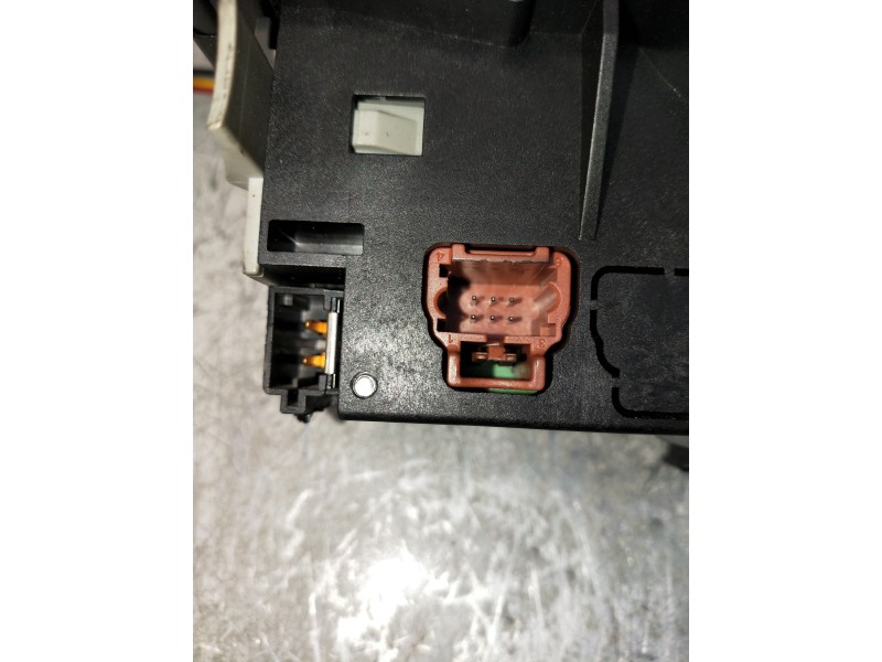 Recambio de mando luces para citroen c2 vtr referencia OEM IAM 96576781XT  