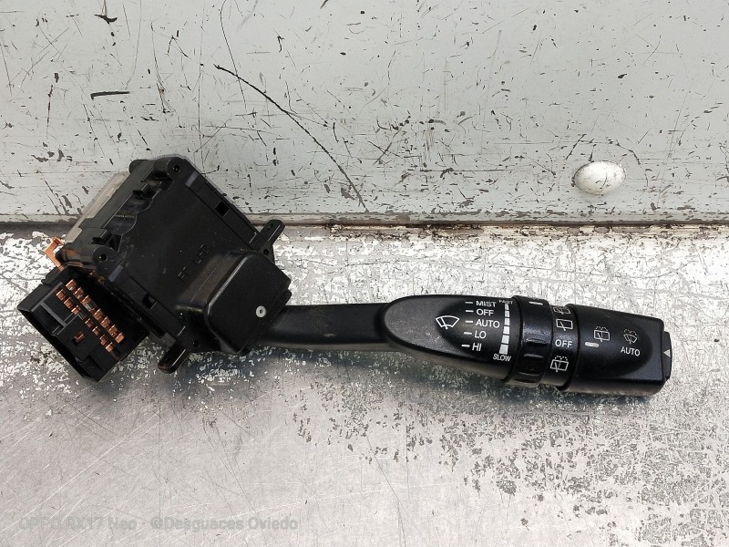 Recambio de mando limpia para ssangyong rexton w limited 4wd referencia OEM IAM   