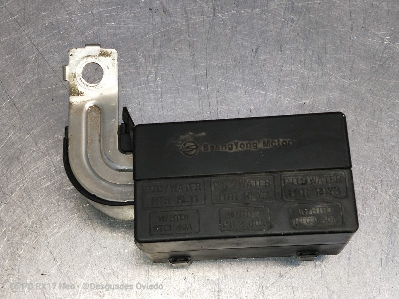 Recambio de modulo electronico para ssangyong rexton w limited 4wd referencia OEM IAM 8231008800 03130042 AK1234