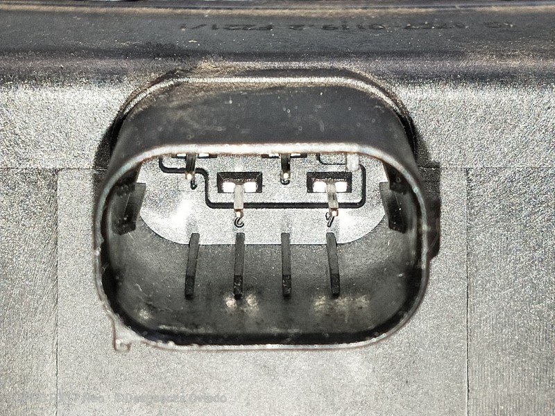 Recambio de modulo electronico para ssangyong rexton w limited 4wd referencia OEM IAM 4896009100 06211702393 B434L17Q26