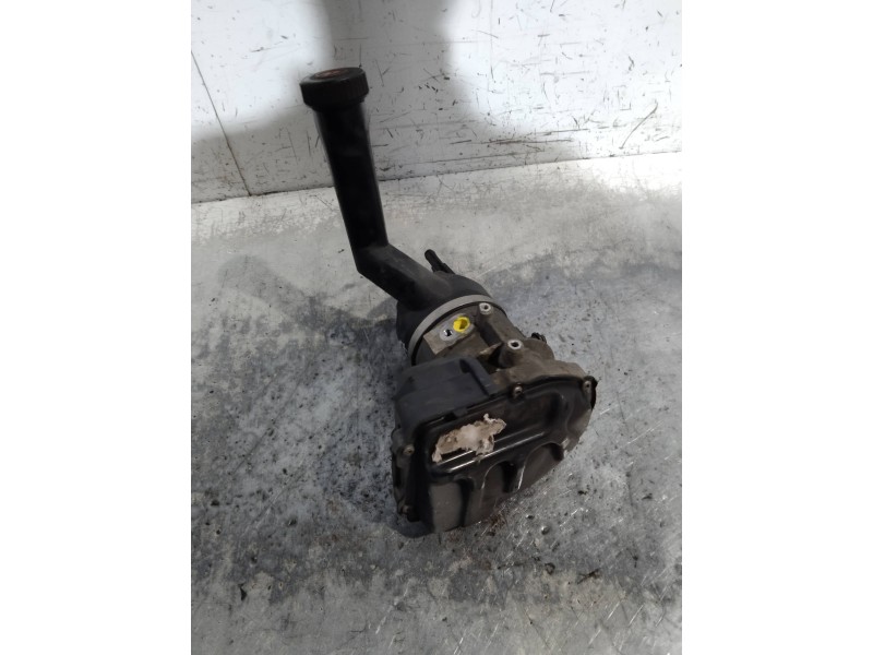 Recambio de bomba direccion para peugeot 308 sw sport referencia OEM IAM 9684979180 A0015321 