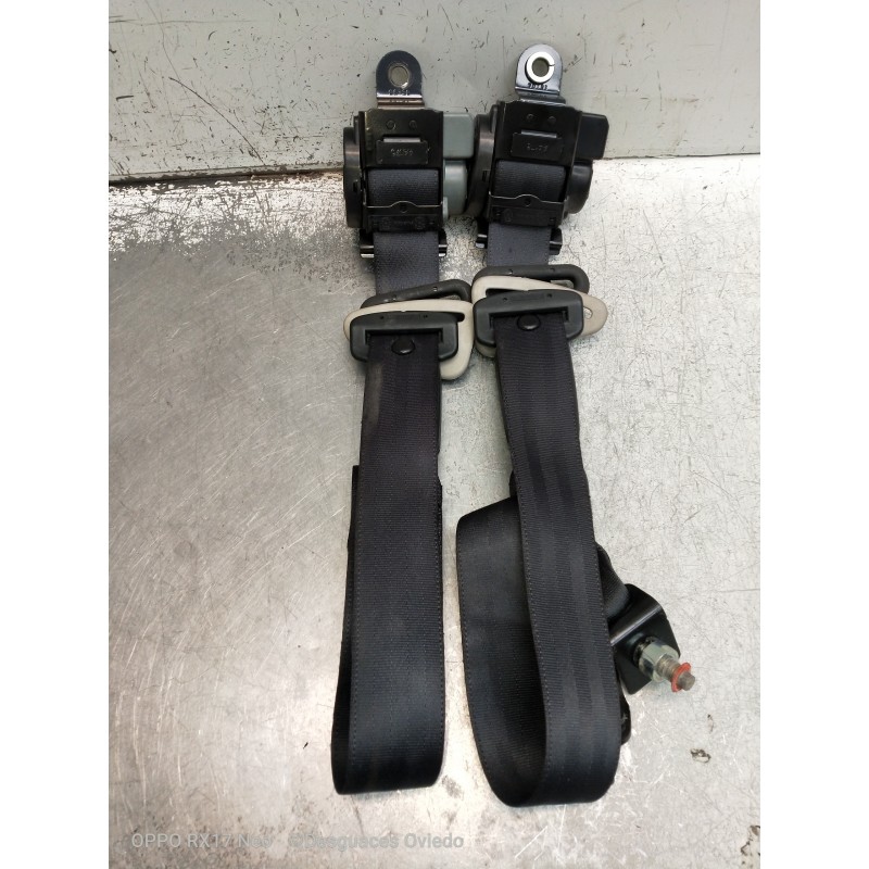 Recambio de juego cinturones trasero para ssangyong rexton w limited 4wd referencia OEM IAM Y20015005196 Y20015005166 5P 3 FILA