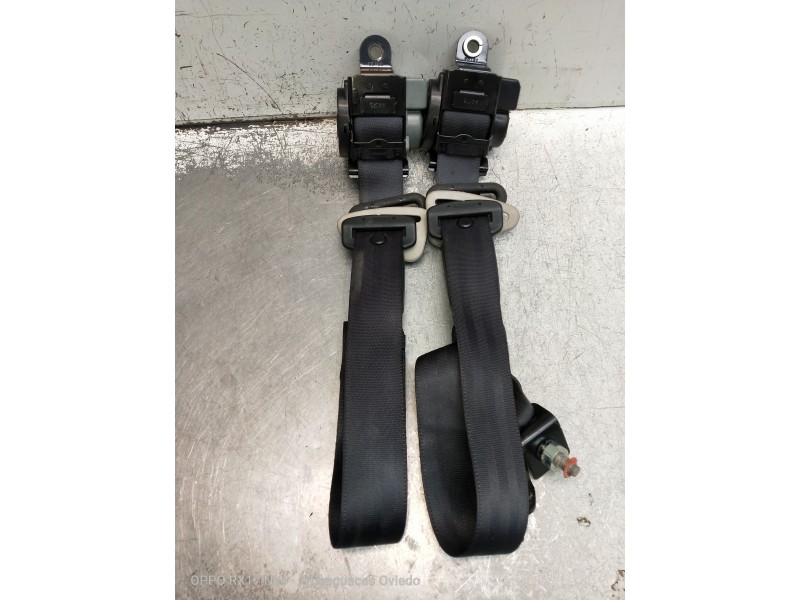 Recambio de juego cinturones trasero para ssangyong rexton w limited 4wd referencia OEM IAM Y20015005196 Y20015005166 5P 3 FILA