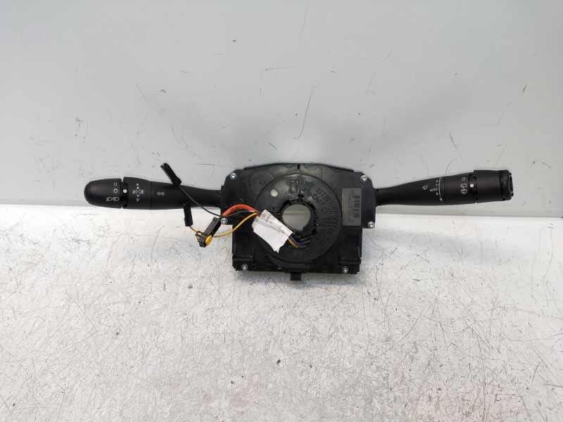 Recambio de mando luces para citroen c3 1.4 hdi sx referencia OEM IAM 96576773XT  