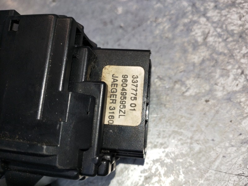 Recambio de mando limpia para citroen ax first d referencia OEM IAM 96049595ZL  