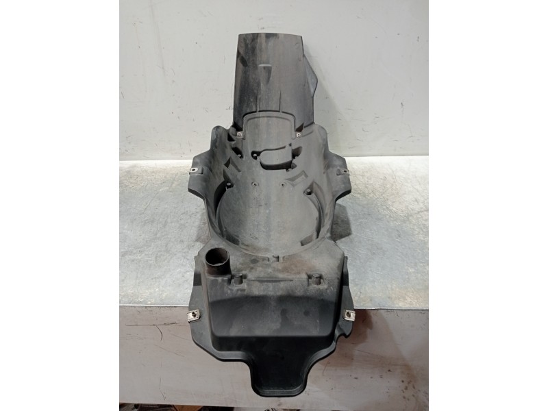 Recambio de guardabarros trasero para bmw r 1200 rt/st r1200 rt (10)(430) referencia OEM IAM 46627682858  