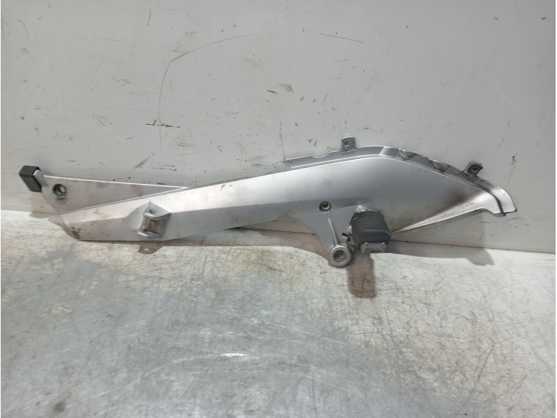 Recambio de estribo para bmw r 1200 rt/st r1200 rt (10)(430) referencia OEM IAM 767529002  DERECHO
