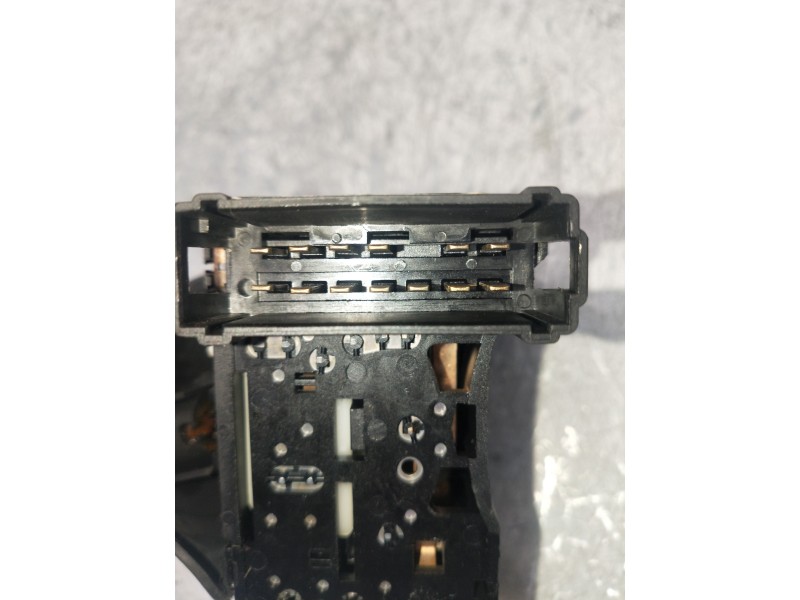 Recambio de mando limpia para dacia sandero 1.4 cat referencia OEM IAM 8200792587  