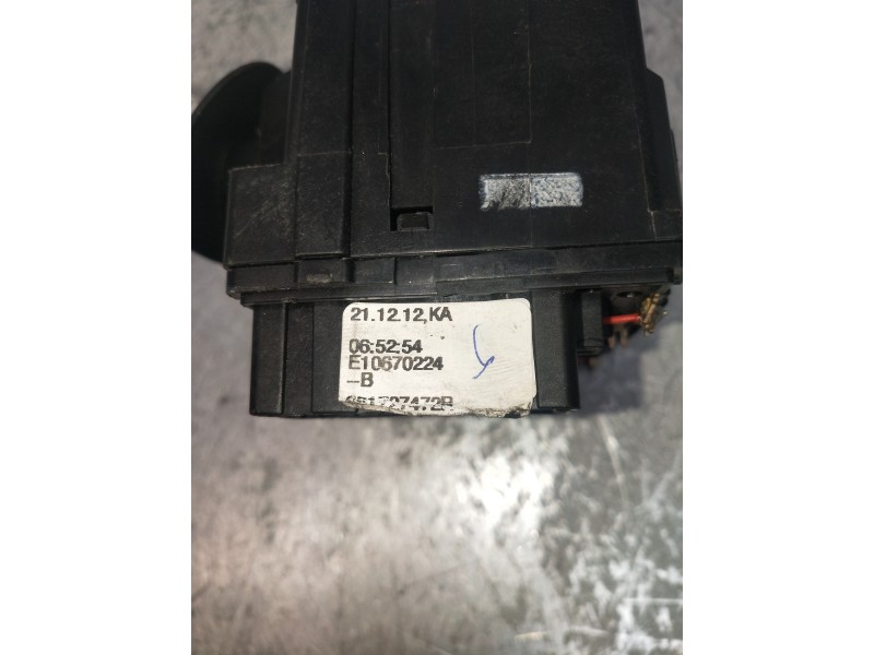 Recambio de mando limpia para dacia sandero 1.2 16v cat referencia OEM IAM 681727472R  