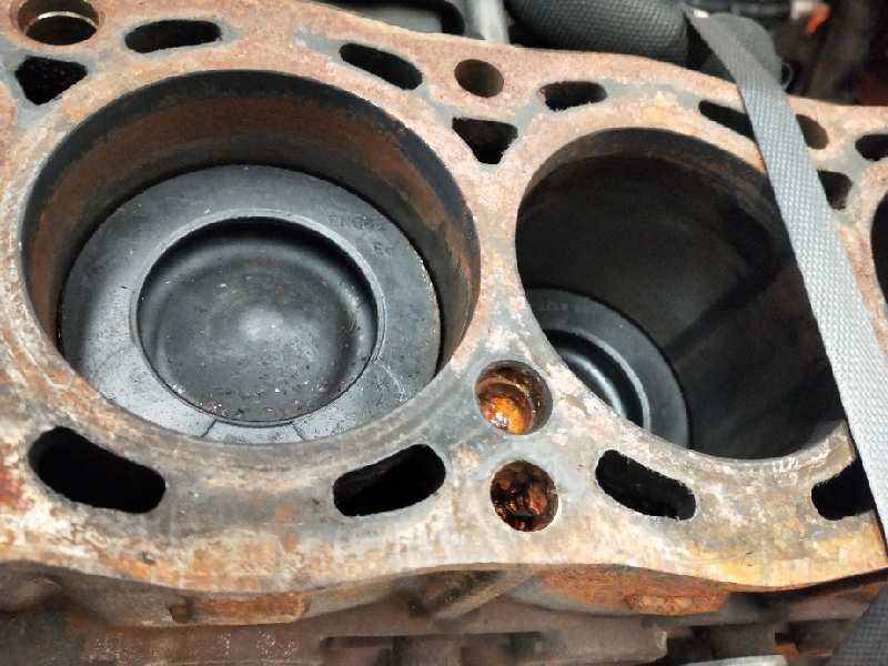 Recambio de despiece motor para citroen c-crosser 2.2 hdi fap cat referencia OEM IAM 4HN 10DZ69 4020585