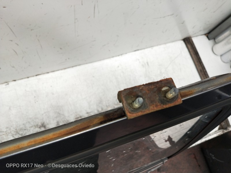 Recambio de porton trasero para ford fiesta berl./express básico referencia OEM IAM VERFOTOS OXIDO 