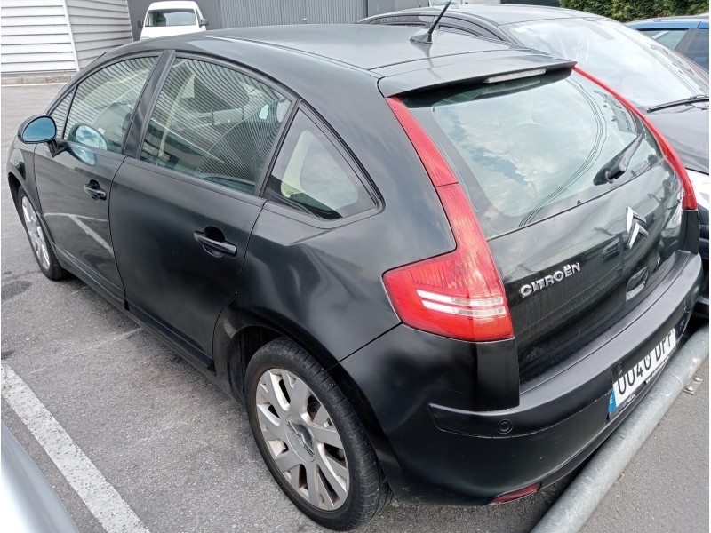 citroen c4 berlina del año 2005