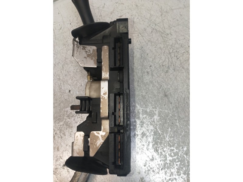 Recambio de mando luces para fiat coupe (175) 2.0 16v turbo cat referencia OEM IAM 46304757  