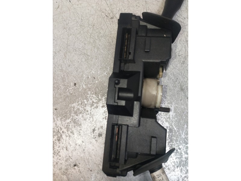 Recambio de mando luces para fiat coupe (175) 2.0 16v turbo cat referencia OEM IAM 46304757  