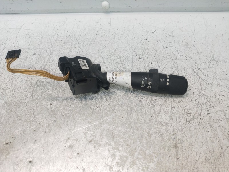 Recambio de mando limpia para dodge caliber sxt referencia OEM IAM   