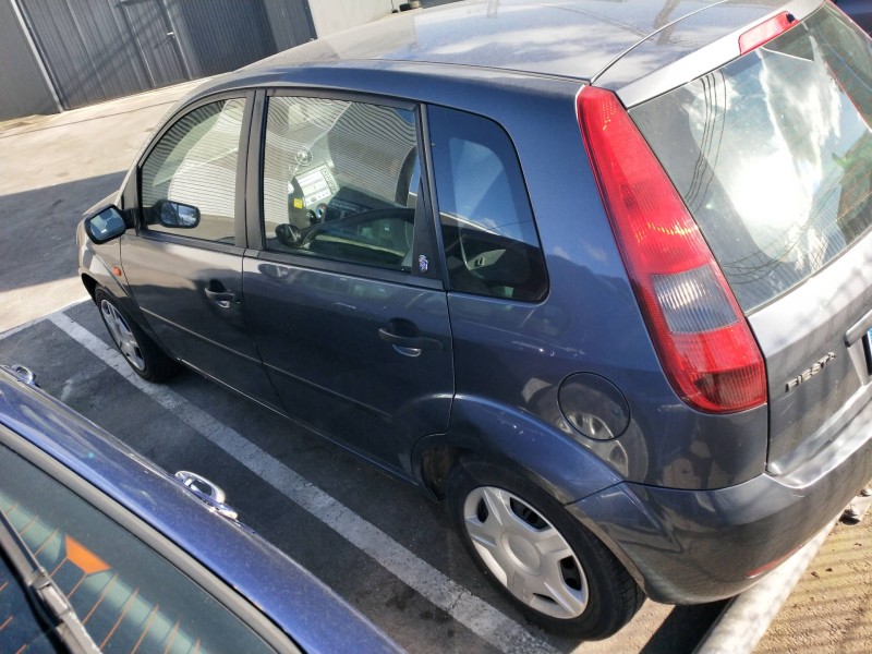 ford fiesta (cbk) del año 2003