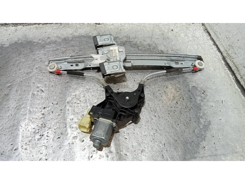 Recambio de elevalunas delantero izquierdo para ford fiesta (ccn) 1.25 16v cat referencia OEM IAM 8A6114A389B  5P