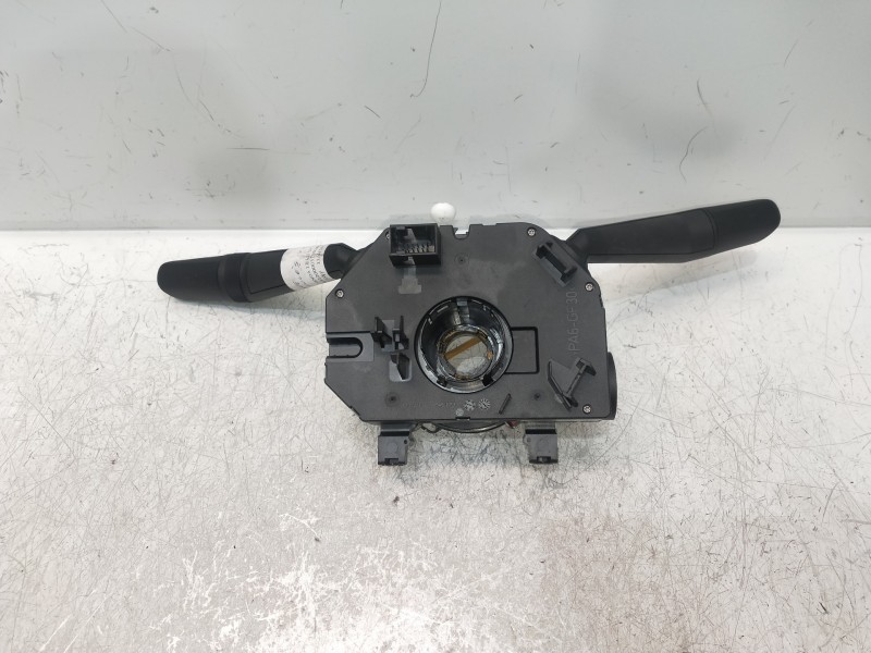 Recambio de mando luces para fiat panda (319) 1.2 cat referencia OEM IAM 07355763260  