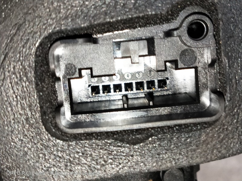Recambio de motor cierre centralizado trasero derecho para volkswagen golf vii lim. bluemotion referencia OEM IAM A6E5TA839016E 